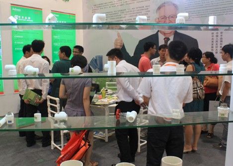 “奢侈管”现场销量第一 上海家博会爆发建材消费新趋势 “奢侈管”现场销量第一 上海家博会爆发建材消费新趋势